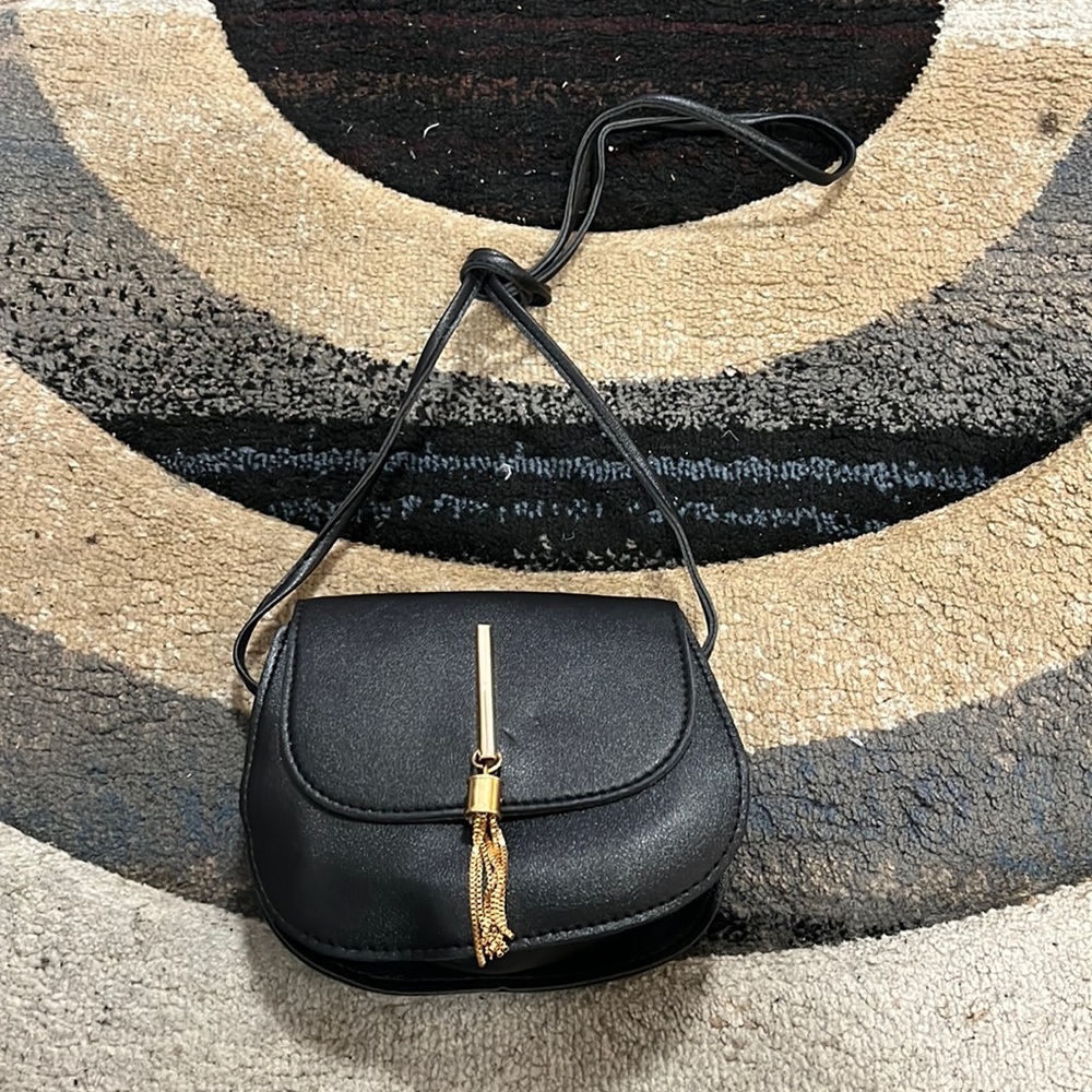 Black purse